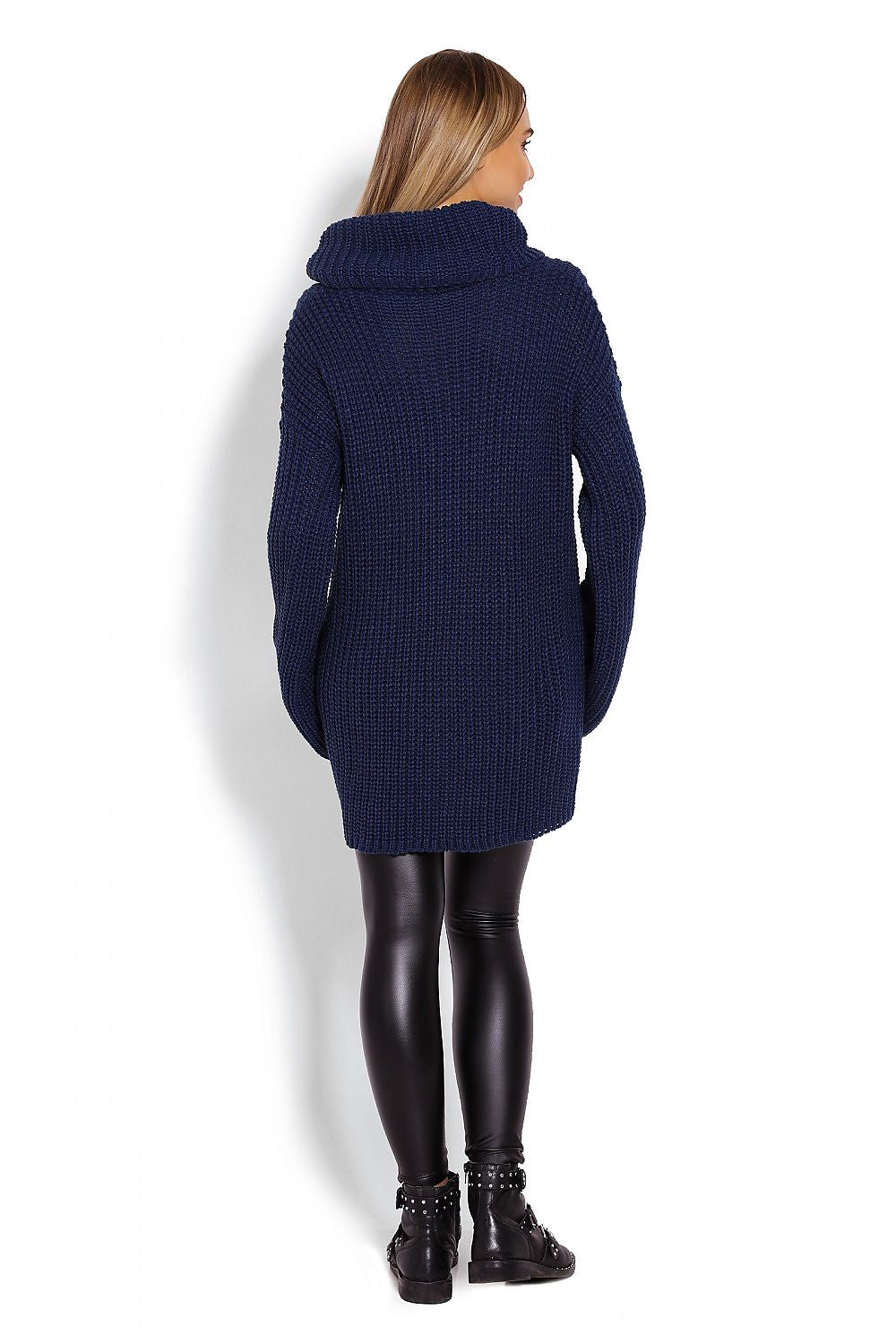 Navy blue oversized maternity turtleneck pullover by PeeKaBoo, model 122945, with wide sleeves in a thick knit design. Acrylic 100%.