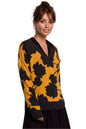 Alt Tag: Woman wearing elegant V-neck pulóver 148237 BE Knit with unique floral design and bold colors.