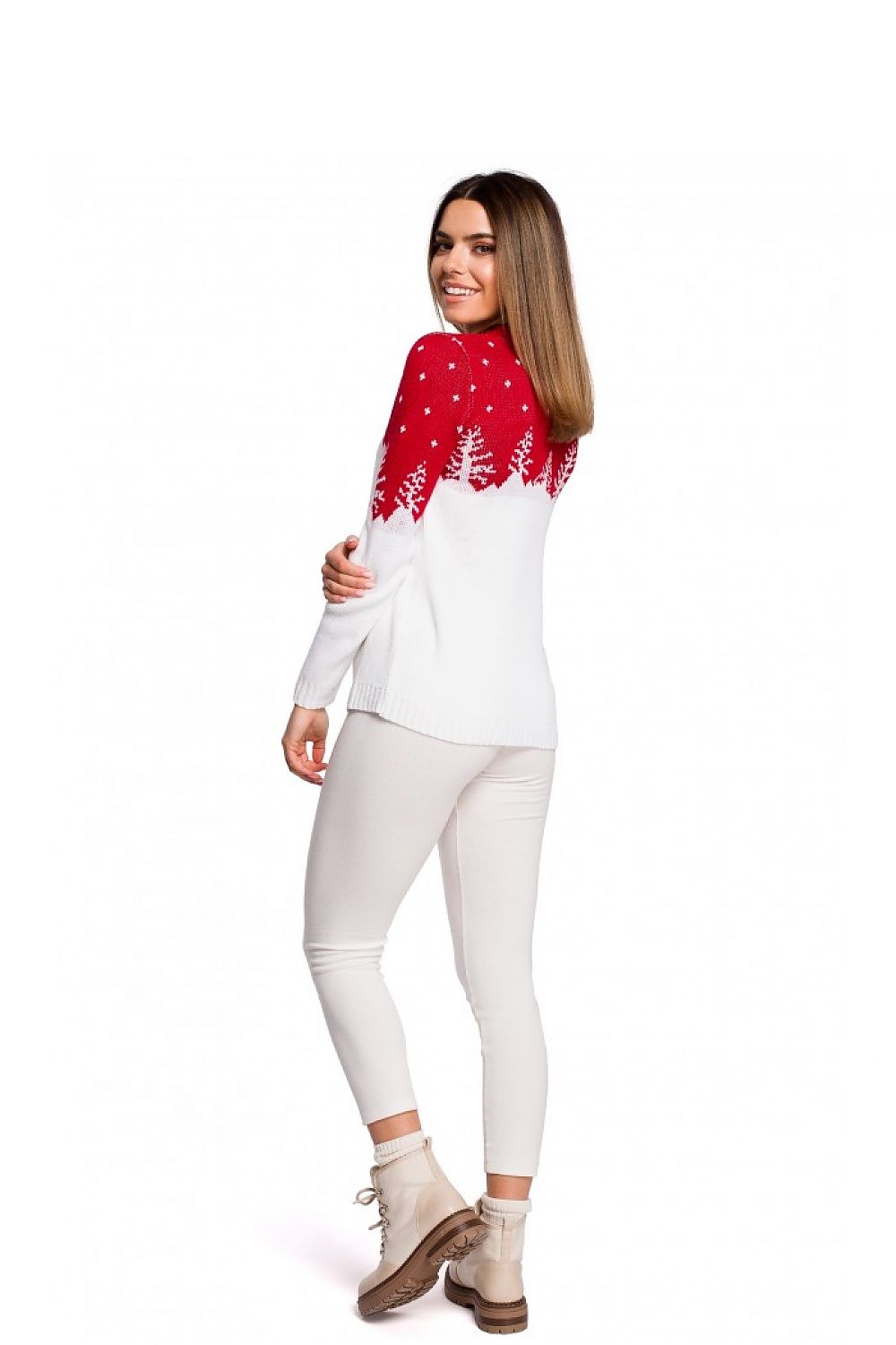 Model wearing Pulóver 150209 Moe Christmas sweater with red tree motif, limited edition, 100% acrylic, universal size.